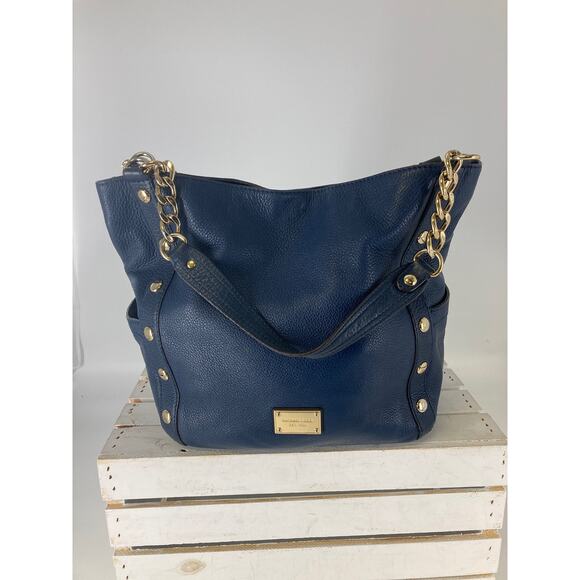 MICHAEL KORS, LARGE NAVY PEBBLED LEATHER SHOULDER BAG (ASIS) - Picture 1 of 16